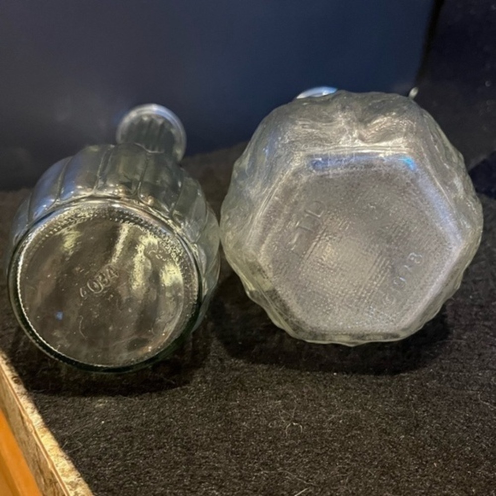 Vintage 9” Bud Vases Clear Glass Set of Two - Picture 8 of 11